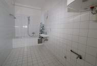 Wohnen im Schloss - 4 Zi. Wohnung mit historischem Flair in ansprechender Lage!