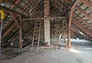 Großzügige Liegenschaft mit Wohnhaus, Halle und 2.427 m² Grund in Litzelsdorf