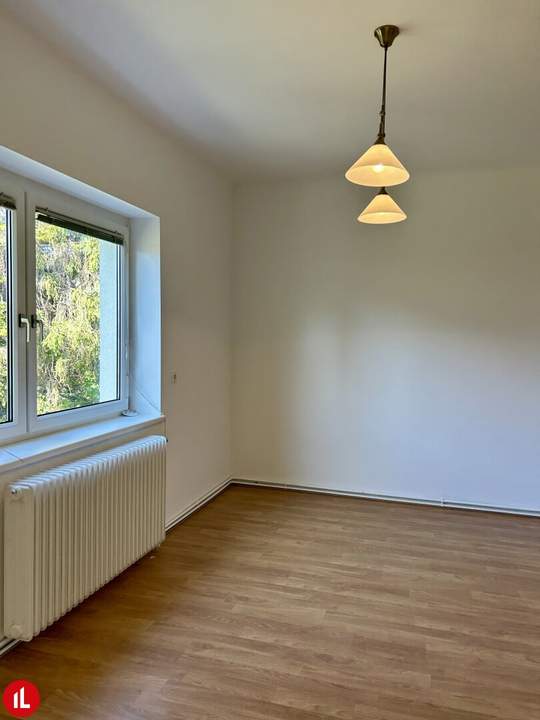 Charmantes Familienhaus mit sonnigem Garten in Bestlage von Schwechat