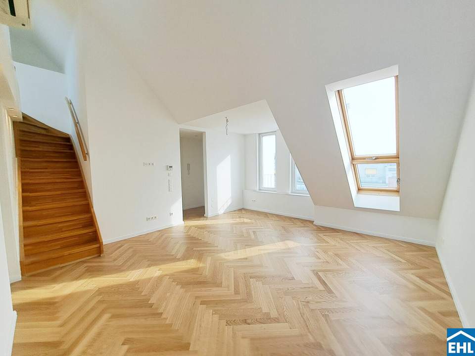 1150 Wien: 4 Zimmer-Dachgeschoß-Maisonettewohnung in U-Bahn-Nähe!