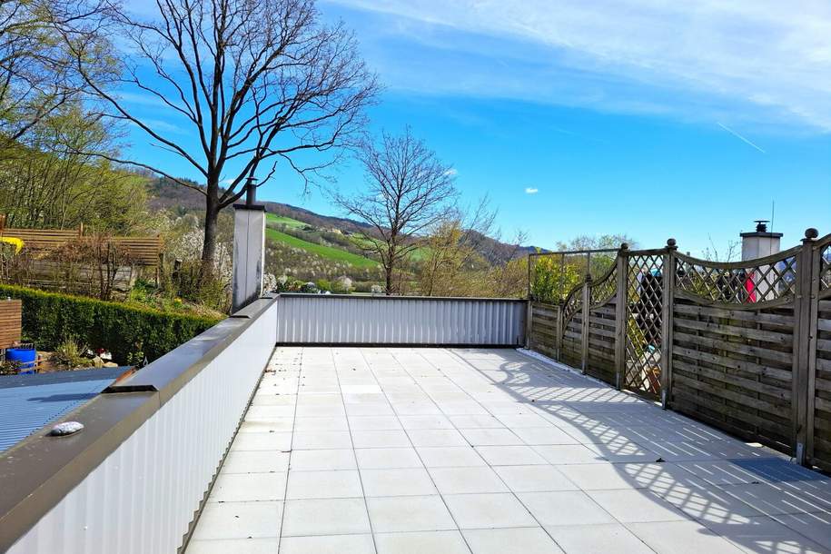 In Traisen: Wohnung 88m²- renoviert- mit großer Terrasse tollem Ausblick für nur 119.000 € zzgl. 7.000 € für Parkplatz!, Wohnung-kauf, 126.000,€, 3160 Lilienfeld