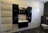 Helle 4 Zimmer Wohnung mit großer Dachterrasse am Rande der Innenstadt