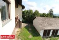 Investitionsmöglichkeit mit Entwicklungspotential - Zwei vermietete Arbeiterquartiere und Betriebsbaugrund mit hoher Rendite!