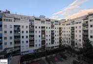 Gut geschnittene, hofseitige 2 Zimmer Neubauwohnung mit Loggia