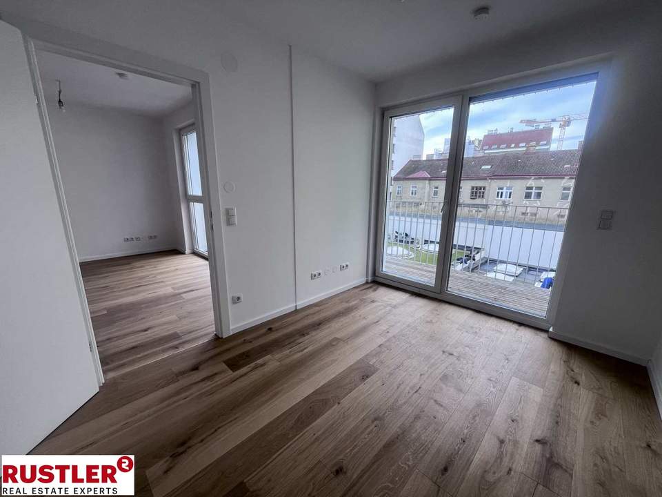 Muhr58 | Sonnige 3-Zimmerwohnung mit Balkon | Hofruhelage | Erstbezug