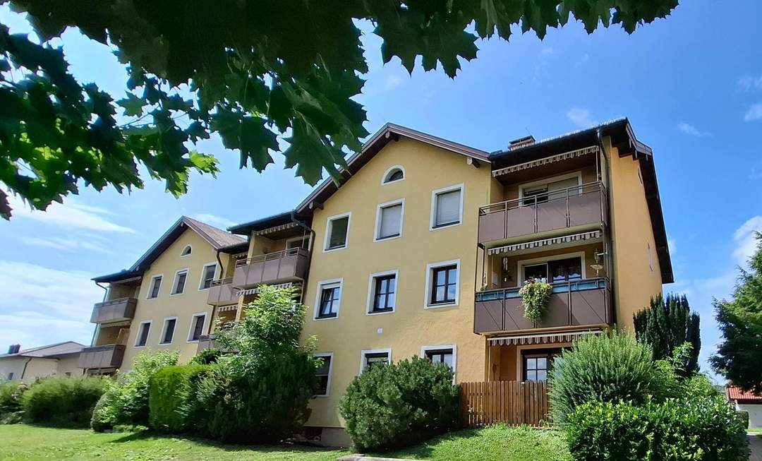 Großzügige Eigentumswohnung in Stadtnähe