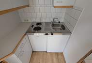 Moderne Dachgeschoß-Garconniere in ruhiger Lage Nähe U4-Unter St. Veit!