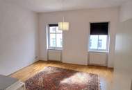 Tolle Altbauwohnung mit super Balkon