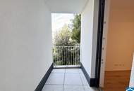 3-Zimmerwohnung mit Pool & Eigengarten!