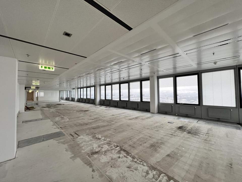 360 TOUR // BÜROFLÄCHE im ARES TOWER