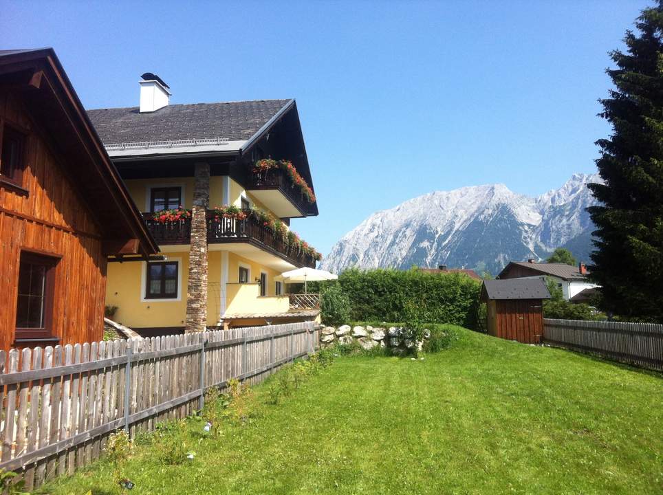 Sanierungsfreies Dreifamilienhaus (3 getrennte Wohnungen) mit Grimmingblick in Bad Mitterndorf (Provisionsfrei)