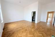 Erstbezug nach Sanierung: Traumhafter 4-Zimmer-Altbau mit moderner Ausstattung