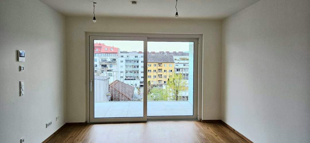 Singel oder Pärchenwohnung Stadtzentrum mit 80 m2 Garten, 11 m2 Terasse TG Platz-ERSTBEZUG