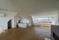 Traumhafte Maisonettewohnung mit Dachterrasse und Kamin - Blick auf den Stephansdom