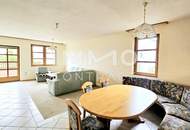 Großes Zweifamilienhaus, unterkellert auf teilbarem Grundstück und Entwicklungspotenzial in Ruhelage