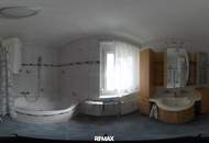 Helle 4 Zimmerwohnung mit Balkon