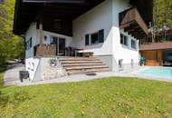 „Ferienzauber“ Traumhaftes Ferienhaus mit Pool in idyllischer Lage von Pfarrwerfen