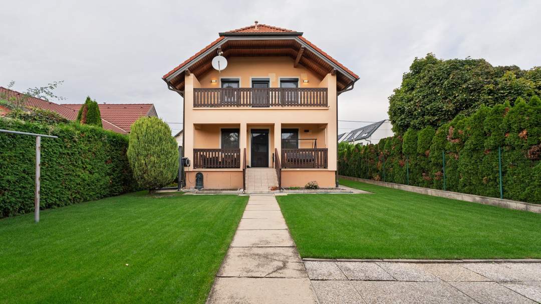 Neuwertiges Haus in Ruhelage! *Smarthome *Hochwertig ausgestattet *TOP Lage