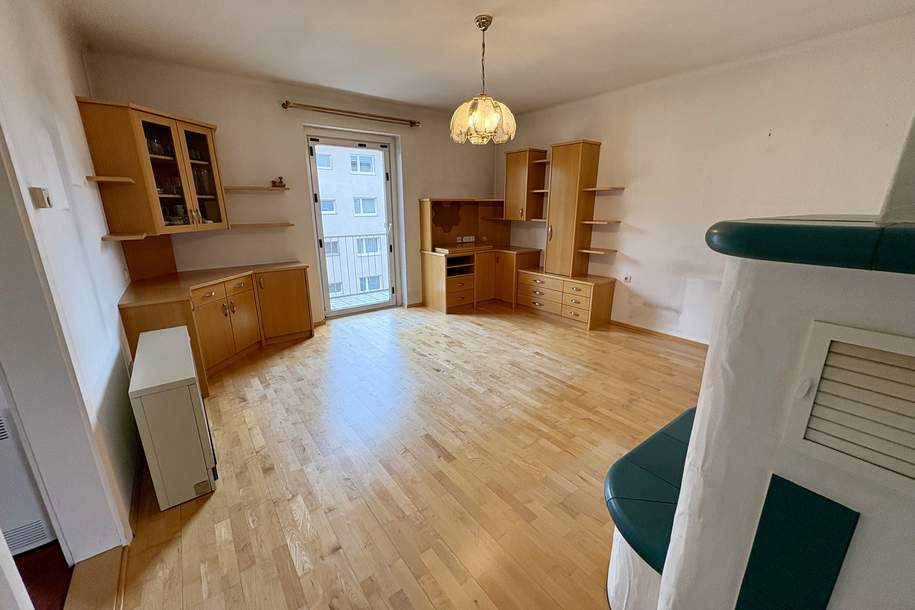 Charmante 3-Zimmer-Eigentumswohnung mit Kachelofen und Entwicklungspotenzial in zentraler Lage von Linz, Wohnung-kauf, 208.000,€, 4020 Linz(Stadt)