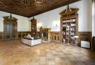 Herrschaftliche Wohnung in historischer Villa | über 440m² Garten & möglicher Infinity Pool | ca. 4,40 m Raumhöhe | sanierungsbedürftig | U-Bahnnähe
