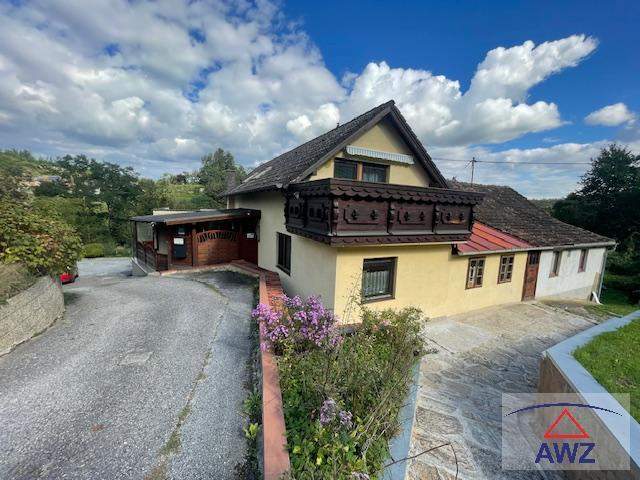 Haus mit wunderschönem großen Grund und Blick über Gars/Kamp!