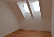 "Lichtdurchströmte Dachgeschosswohnung – inkl. Garagenstellplatz!"