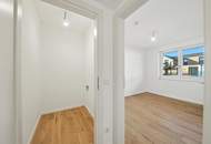 ERSTBEZUG! 3-ZIMMER WOHNUNG MIT BALKON und PKW-STELLPLATZ!