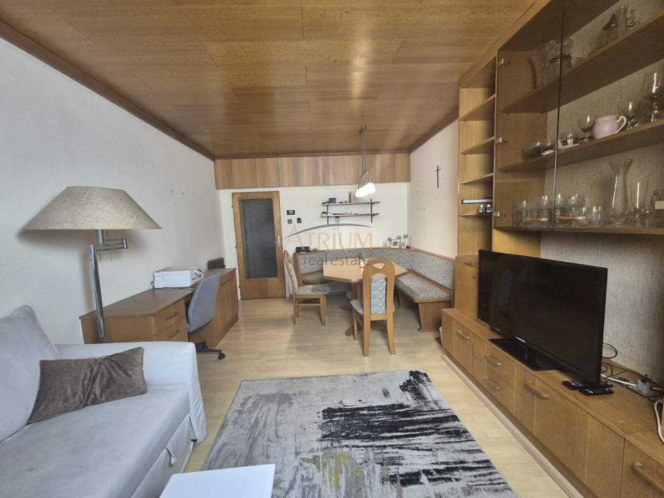 Charmante 3-Zimmer-Wohnung in 1210 Wien – Ihr Sanierungsprojekt