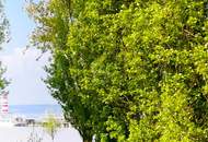 EINMALIGE LAGE AM NEUSIEDLERSEE MIT BESTEHENDEM HAUS
