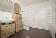 Begehrte Lage: 2-Raum-Maisonetten-Eigentumswohnung mit Loggia, Dachterrasse und Tiefgaragenstellplatz in der Stelzhamerstraße!