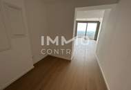 2 Zimmer Erstbezug mit atemberaubenden Blick auf die Donau! Pool, Sauna, Gym inklusive!
