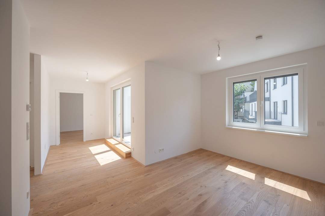 ++Der Platzhirsch++ Außergewöhnlicher 2 Zimmer Erstbezug mit großer Terrasse!