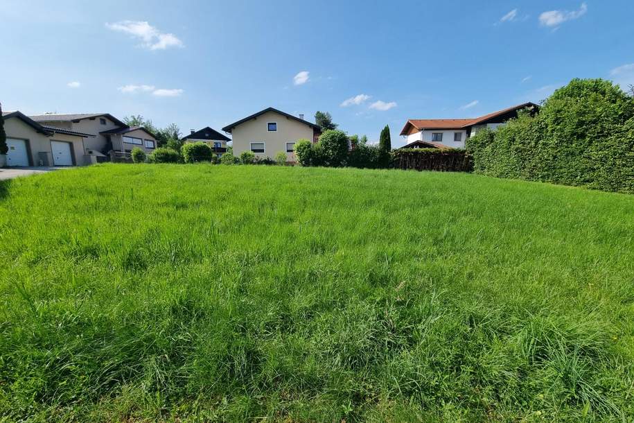 Sonniges Baugrundstück in attraktiver Lage am Ortsrand von Bürmoos, Grund und Boden-kauf, 365.000,€, 5111 Salzburg-Umgebung