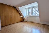 Großzügige 4-Zimmer-Dachgeschoß-Wohnung in zentraler Lage - inkl. TG-Stellplatz und Gemeinschaftsgarten!