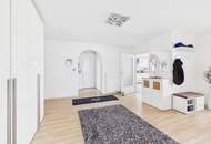 Raumwunder im Top Zustand Möbliert !