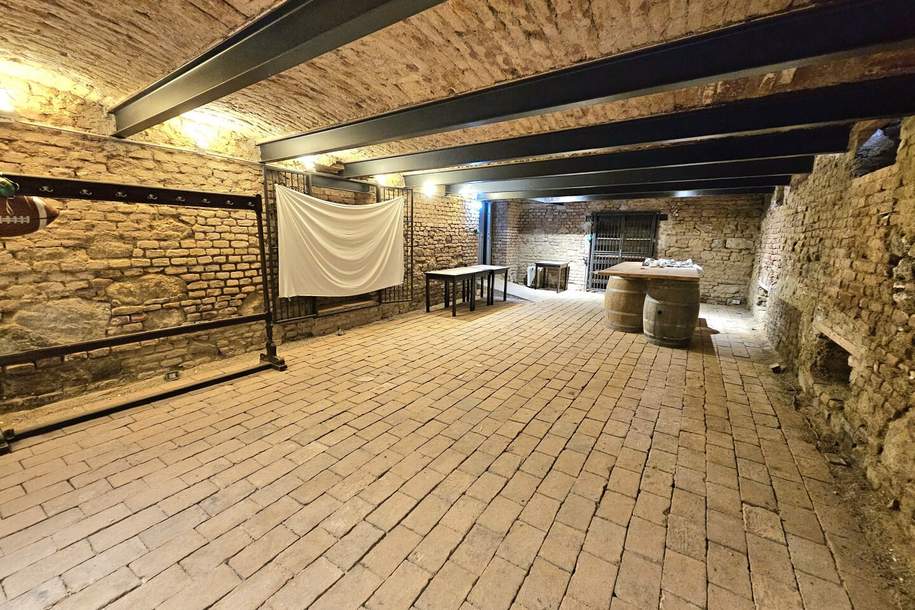 Gewölbekeller, Stüberl, Weinkeller, Eventlocation, Gewerbeobjekt-miete, 1.260,00,€, 2340 Mödling