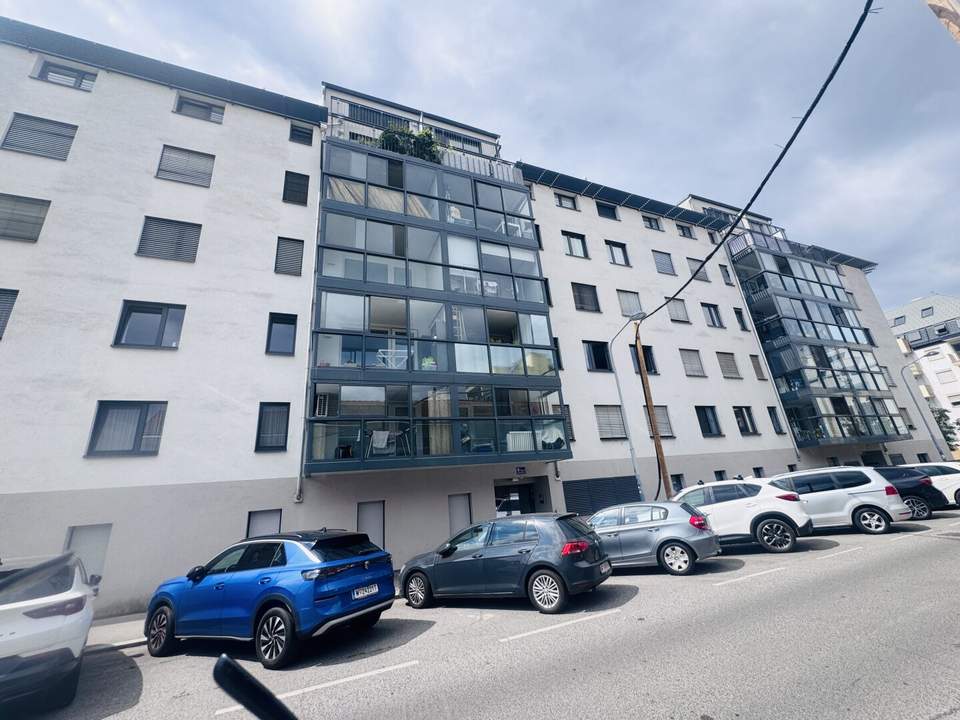 Lichtdurchflutete Dachgeschoss-Maisonette mit Südterrasse & Weitblick
