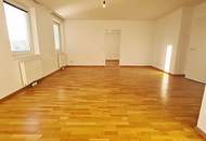 DACHGESCHOSS, sonnige 74 m2 Neubau, Wohnküche, 2 Zimmer, Wannenbad, Parketten, Holbeingasse