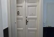 1030, nahe Wien/Mitte! Repräsentative 4-Zimmer Altbauwohnung mit Kamin und Balkon!