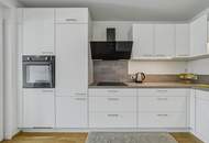 Neuwertige 2-Zimmer-Wohnung mit großzügigem Balkon in Weer