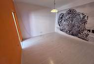 Einfamilienhaus mit großzügiger Halle und viel Potenzial in ruhiger Lage