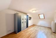 DIREKT am Stelzhamerplatz: 2-Zimmer-Wohnung mit ca. 90 m² – zentral, hell &amp; geräumig