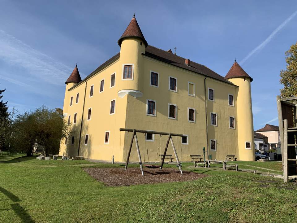 Bringen Sie "Leben" ins Schloss