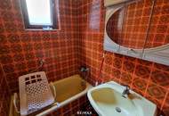 Wohnen im Grünen – Gemütliches Haus mit Balkonblick in die Bergwelt