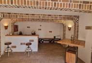 Wohnen wo andere Urlaub machen. Haus mit Nebengebäuden für Tierhaltung in traumhafter Aussichtslage im idylischen Burgenland.