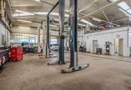 Autohaus mit Werkstatt und befestigten Ausstellungsflächen in Langenwang
