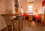 Großes Wohnhaus mit Heurigenlokal / 5 Gästezimmern und einem Miethaus