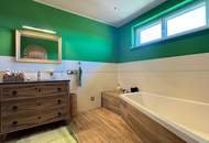 Modernes und sehr geräumiges Wohnhaus mit vielen Möglichkeiten und Wohneinheit!