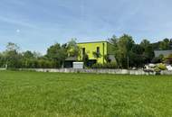 Exklusives, neuwertiges Einfamilienhaus in TOP LAGE mit Doppelgarage und Naturpool