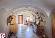 Stattlicher VIERKANTHOF mit 21 ha Grund